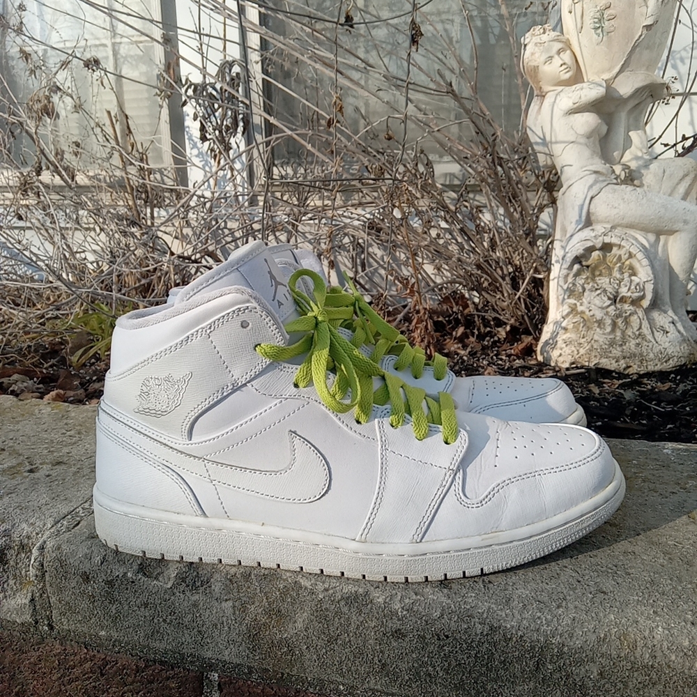 Air Jordan 1 Mid Triple White Size 11 No Box